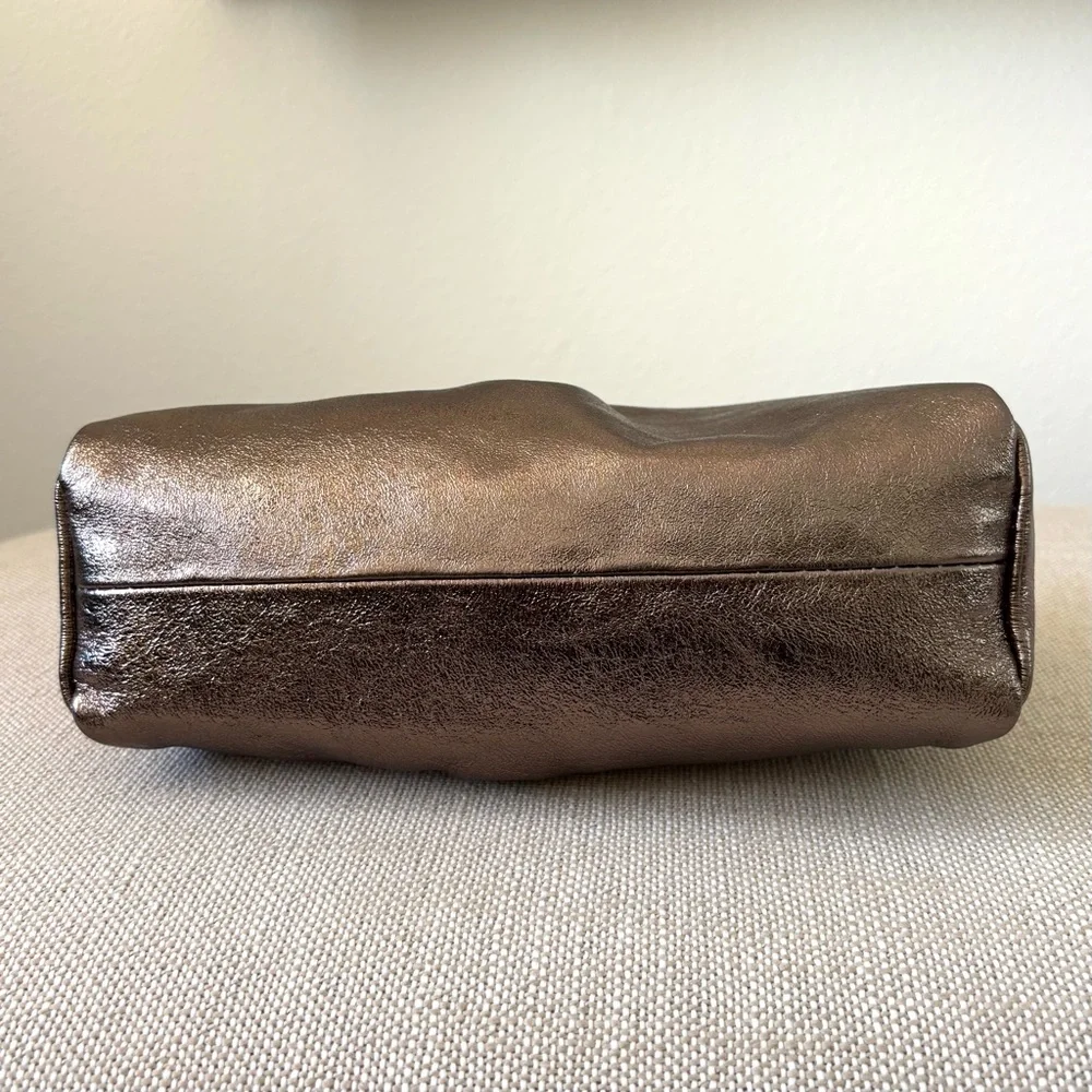 Massimo Castelli Metallic Bronze Clutch NWT Frame Closure Kisslock Chunky Chain